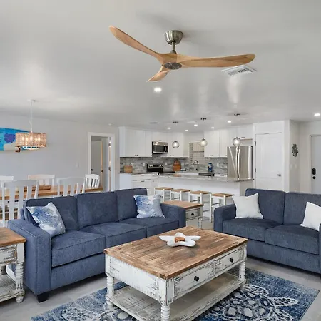 Upgraded Ground Floor Residence At Blind Pass